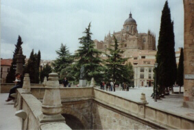 Panorama mit Kathedralen.