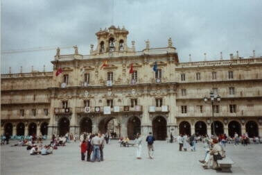 Hauptplatz (Plaza Mayor).